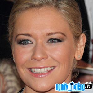 TV actress Suzanne Shaw