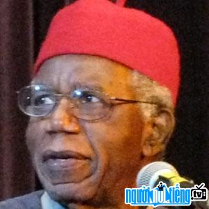 Ảnh Tiểu thuyết gia Chinua Achebe