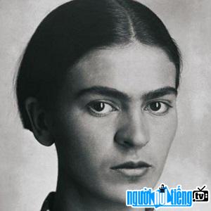 Ảnh Họa sĩ Frida Kahlo