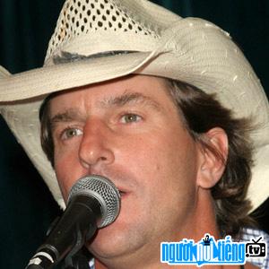 Country singer Brett James