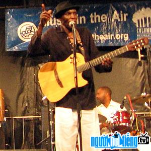 Singer Ramaica Reggae Oliver Mtukudzi
