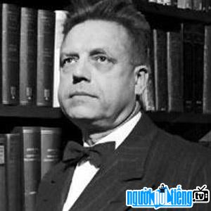 The scientist Alfred Kinsey