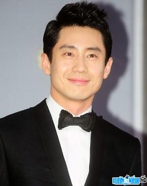 Actor Shin Ha-kyun