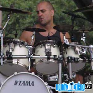Drum artist Tim Alexander