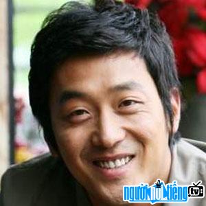 Actor Ha Jung-woo