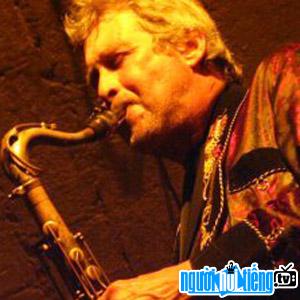 Saxophonist Steve Mackay