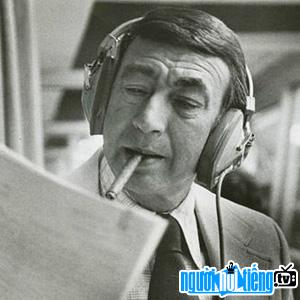 Sports commentator Howard Cosell