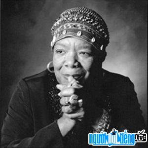 Ảnh Nhà thơ Maya Angelou