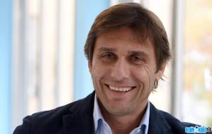 Football coach Antonio Conte