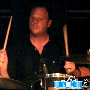 Drum artist Dan Peters
