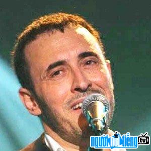 Ảnh Ca sĩ nhạc pop Kadim Al Sahir