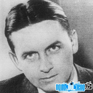 Law officer Eliot Ness