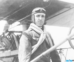 Pilot Eugene Burton Ely