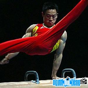 Ảnh Chuyên viên thể dục Yang Wei