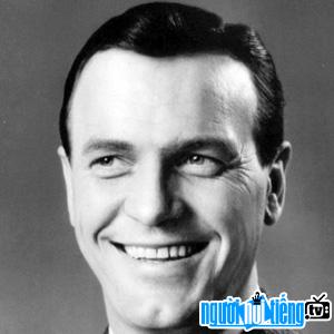 Country singer Eddy Arnold