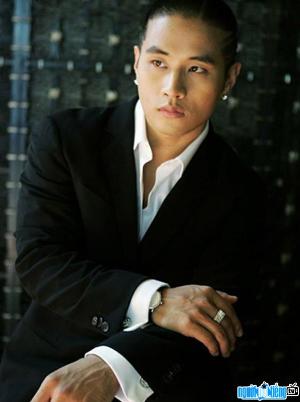 Pop - Singer Yoo Seung-jun