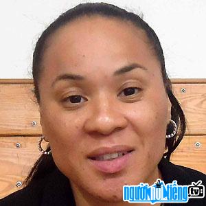 Basketball players Dawn Michelle Staley