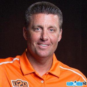 Football coach Mike Gundy