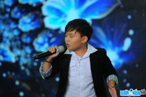 Singer Thien Phuc