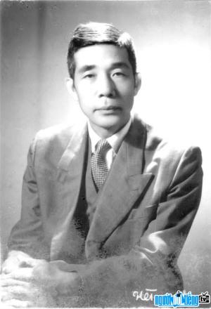 
Literator Nguyen Huy Tuong
