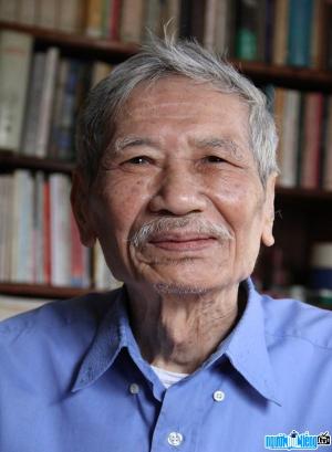 
Literator Nguyen Kien