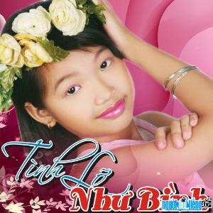 Singer Nhu Binh