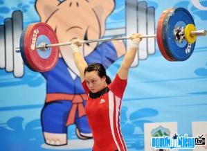 Weightlifting athlete Nguyen Thi Thiet