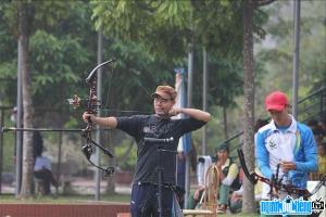 Archery athlete Nguyen Tien Cuong