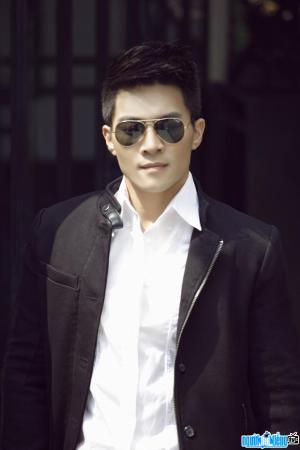 Singer Giang Quoc Co