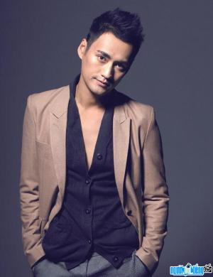 TV actor Vien Hoang
