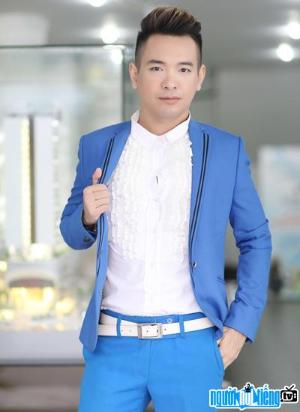 Singer Viet Khang