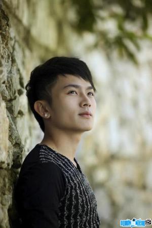 Composer Khac Anh