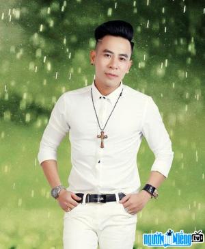 Singer Chau Anh Truong