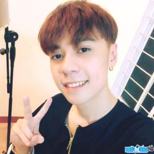 Singer Quang Hung