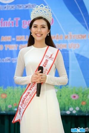Miss Tuong Linh