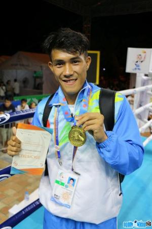 Boxer Nguyen Tran Duy Nhat