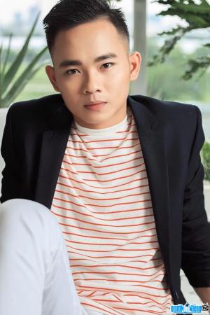 Performer Nguyen Anh Tu