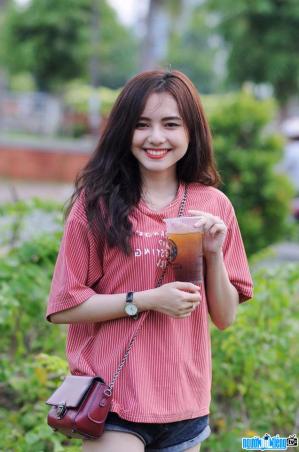 Hot girl Le Huynh Ngan Quynh