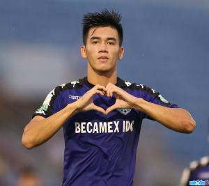 Football player Nguyen Tien Linh