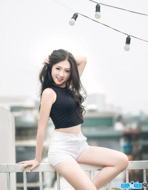 Hot girl Quach Huong Lan