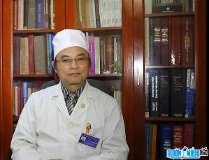 Ảnh Bác sĩ Nguyễn Văn Chương